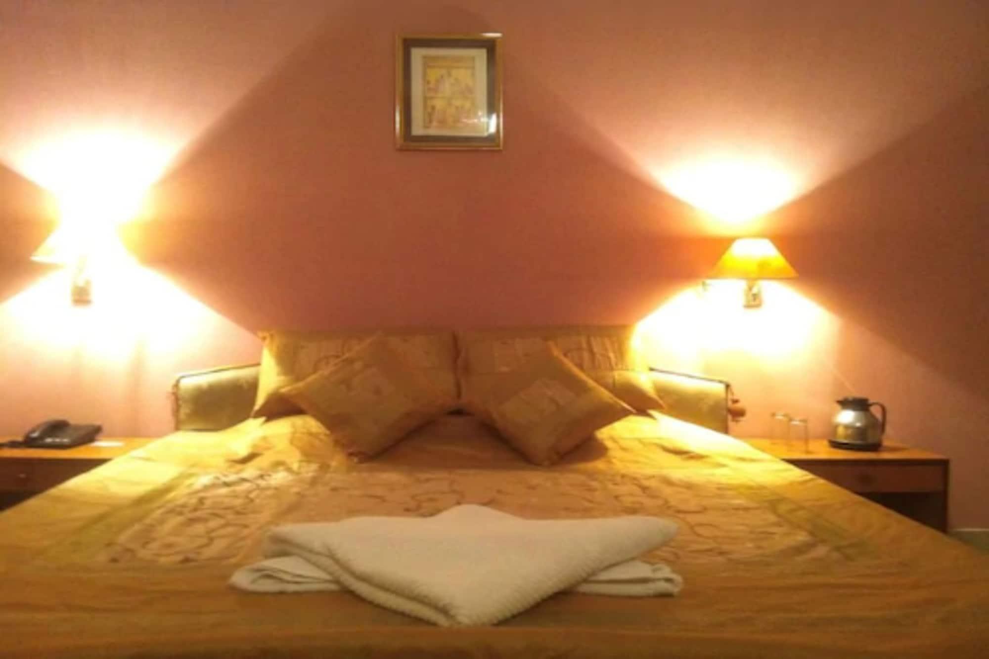 Swaraj Resorts Bharatpur Eksteriør billede