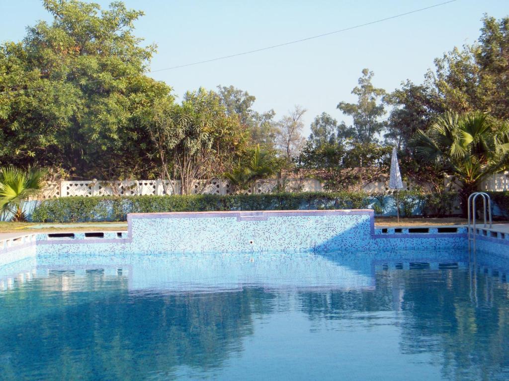 Swaraj Resorts Bharatpur Eksteriør billede