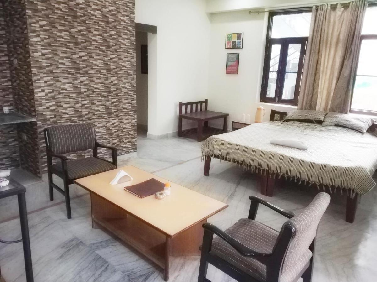 Swaraj Resorts Bharatpur Eksteriør billede