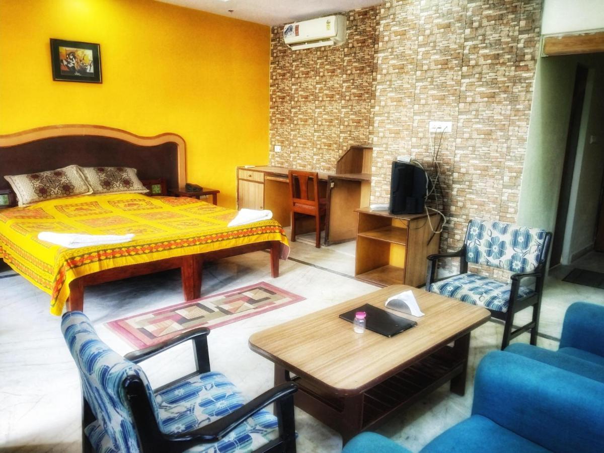 Swaraj Resorts Bharatpur Eksteriør billede