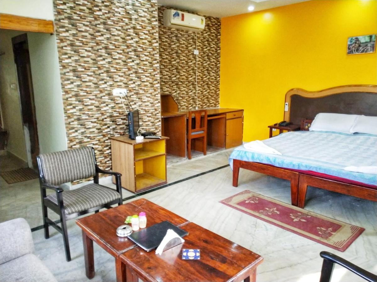 Swaraj Resorts Bharatpur Eksteriør billede