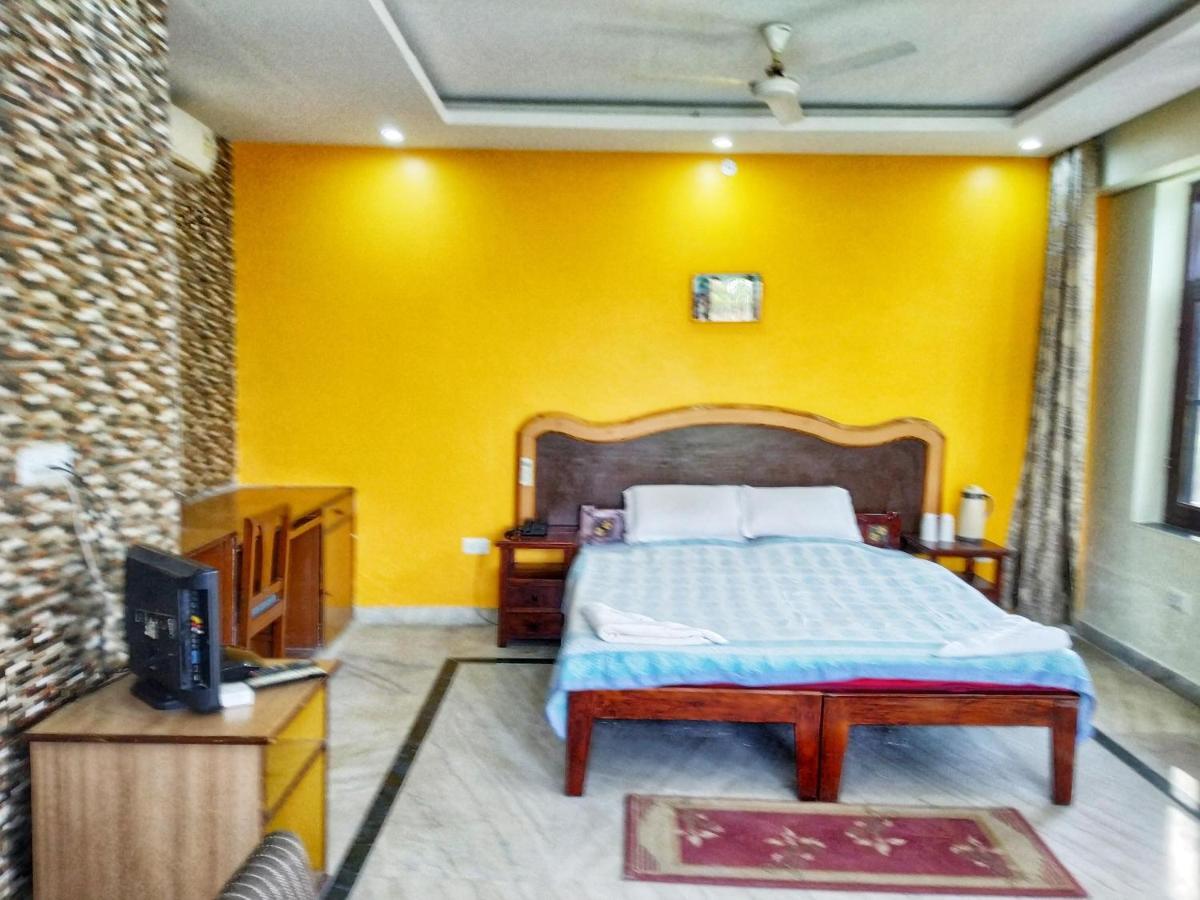 Swaraj Resorts Bharatpur Eksteriør billede