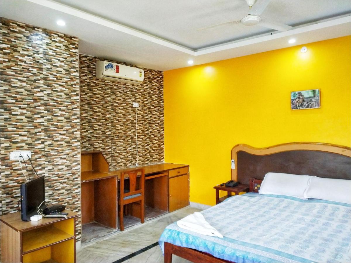 Swaraj Resorts Bharatpur Eksteriør billede