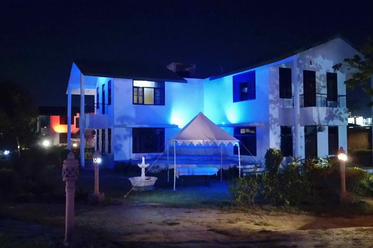 Swaraj Resorts Bharatpur Eksteriør billede