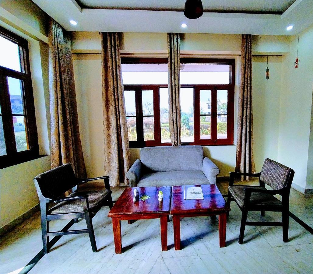 Swaraj Resorts Bharatpur Eksteriør billede