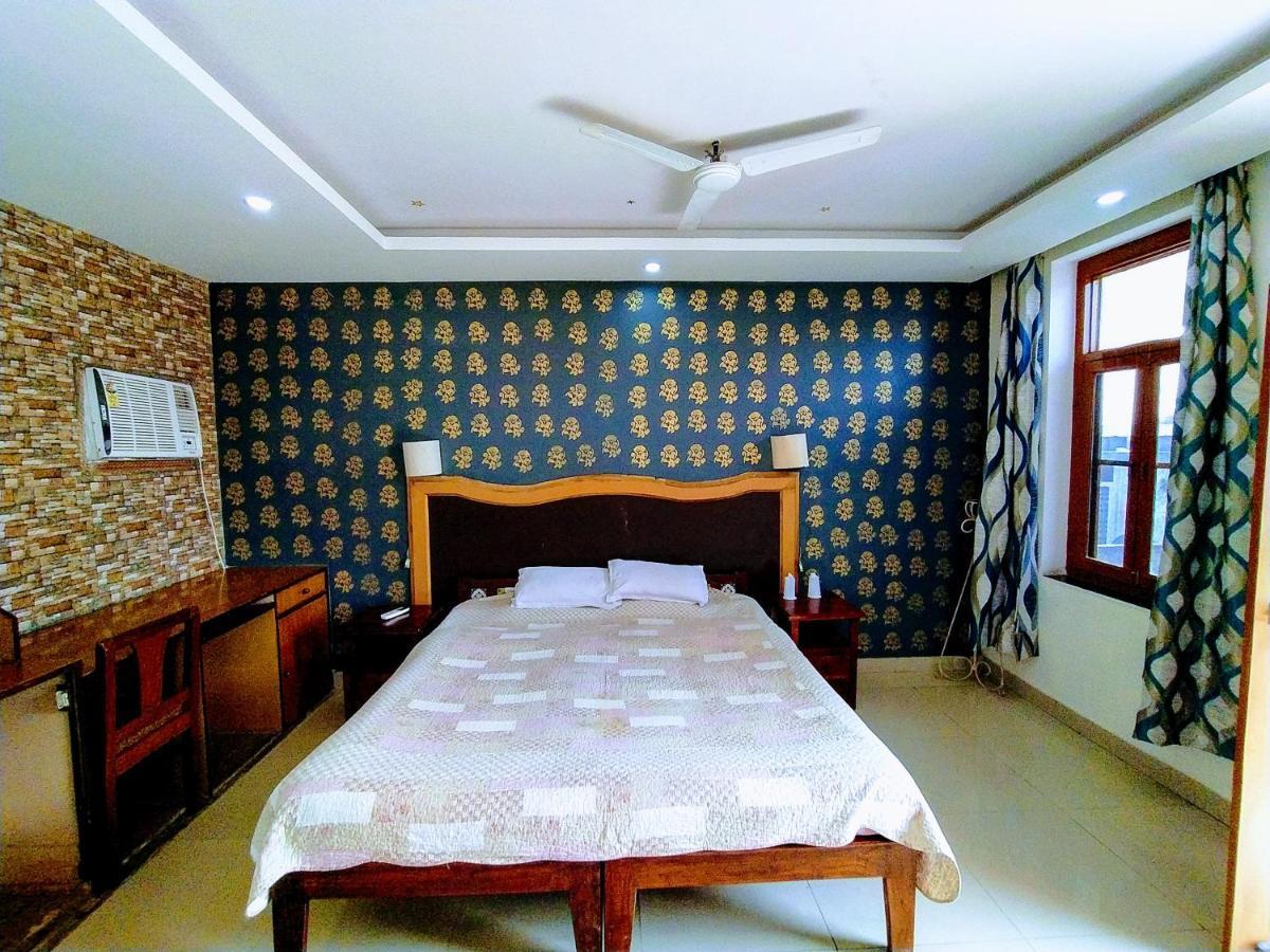 Swaraj Resorts Bharatpur Eksteriør billede